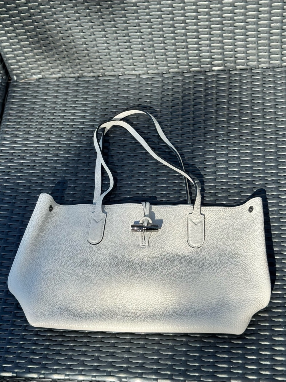 EUC Longchamp Roseau Medium Essential Tote in Talc